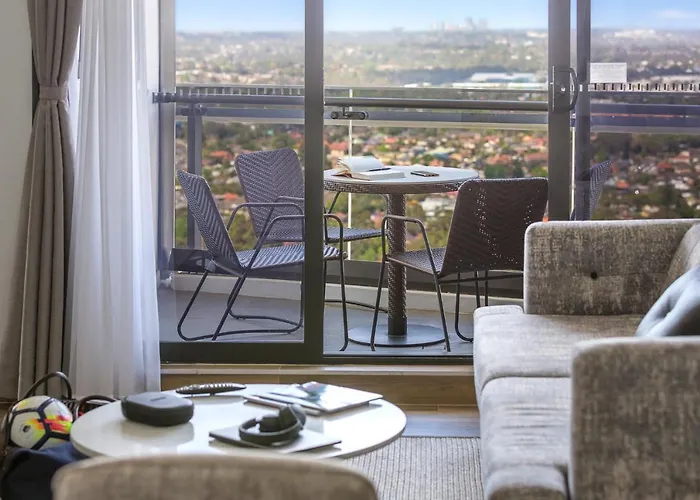 Meriton Suites Church Street, Parramatta